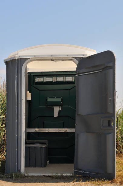 Best Local porta potty services  in Muscle Shos, AL